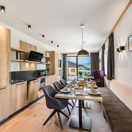 Emma Deluxe Aparthotel in Fürth-Piesendorf bei Kaprun Exterior foto