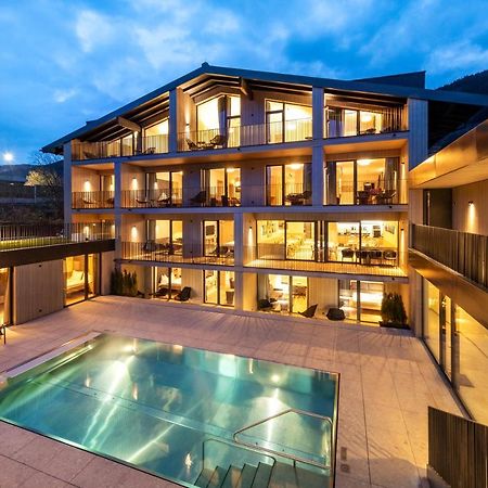 Emma Deluxe Aparthotel in Fürth-Piesendorf bei Kaprun Exterior foto