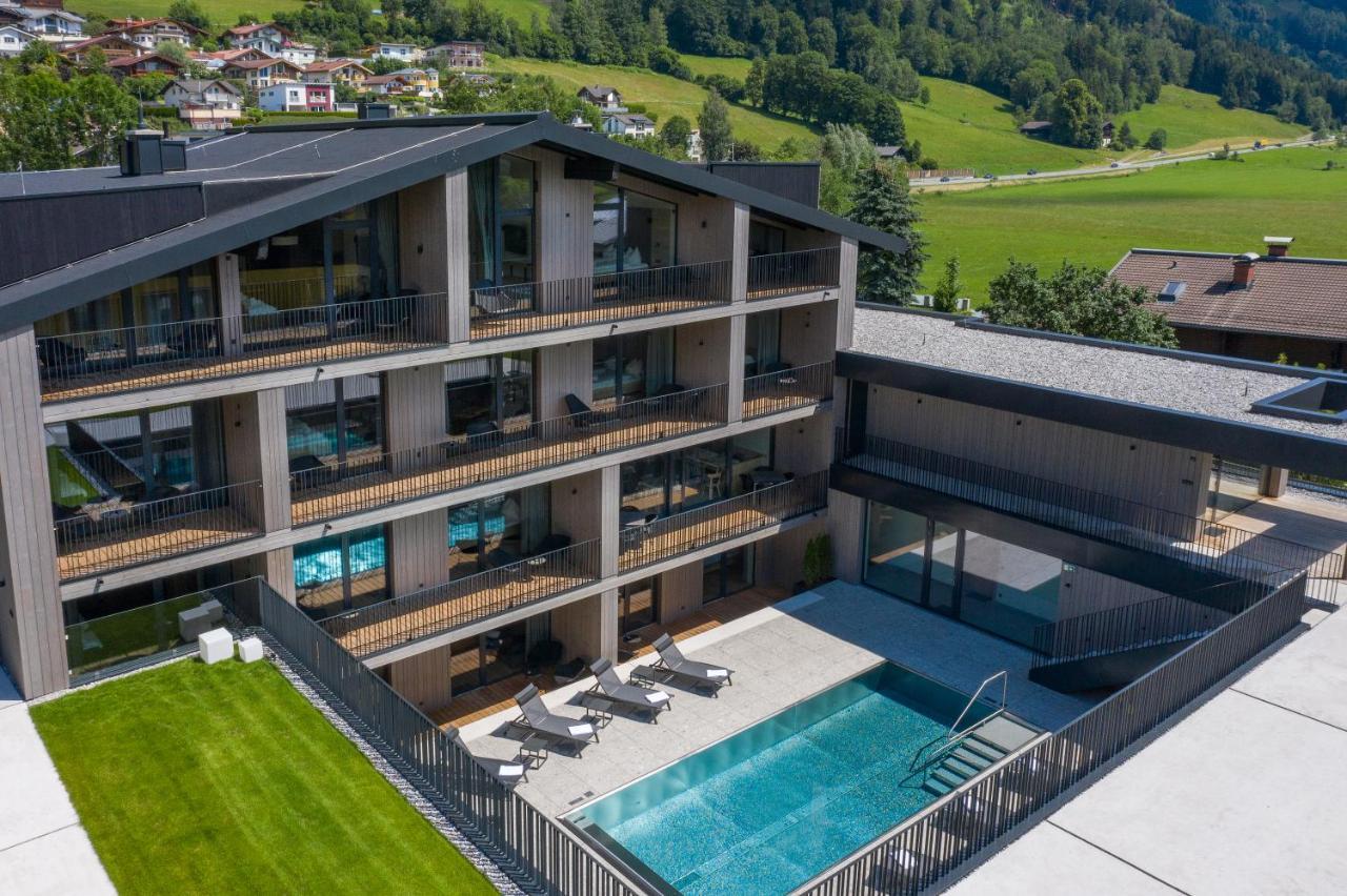 Emma Deluxe Aparthotel in Fürth-Piesendorf bei Kaprun Exterior foto