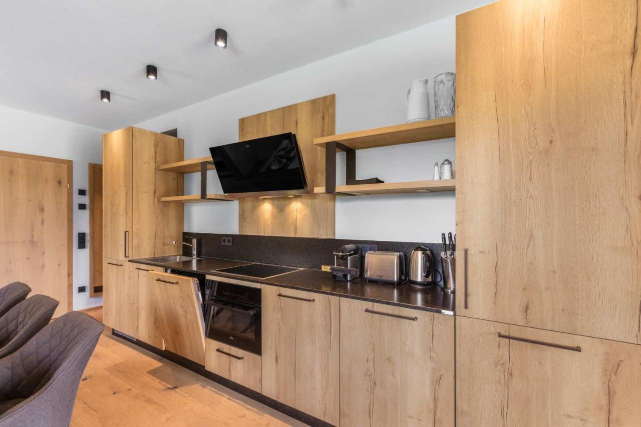 Emma Deluxe Aparthotel in Fürth-Piesendorf bei Kaprun Exterior foto