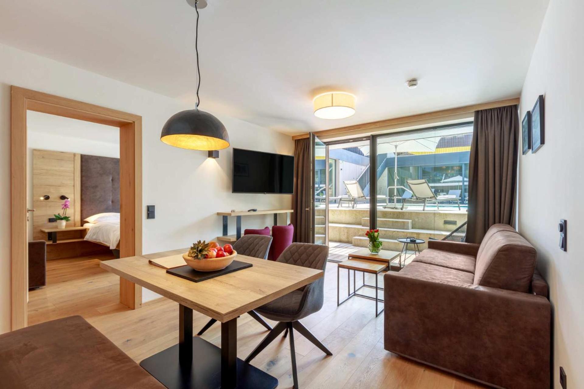 Emma Deluxe Aparthotel in Fürth-Piesendorf bei Kaprun Zimmer foto